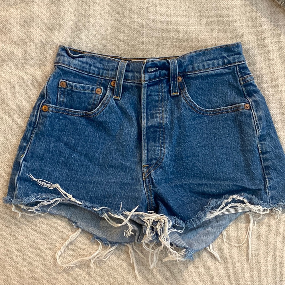 Levi’s 501 denim shorts